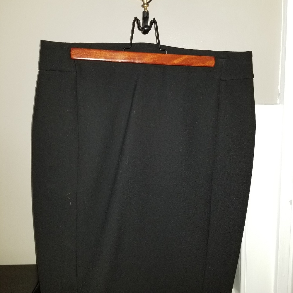Loft black pencil skirt sz 10
